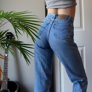 Vintage Levi’s 550s